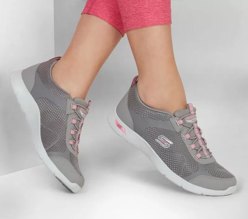 Skechers Arch Fit Refine - Her Best 2 Skechers Arch Fit Refine - Her Best - Image 2
